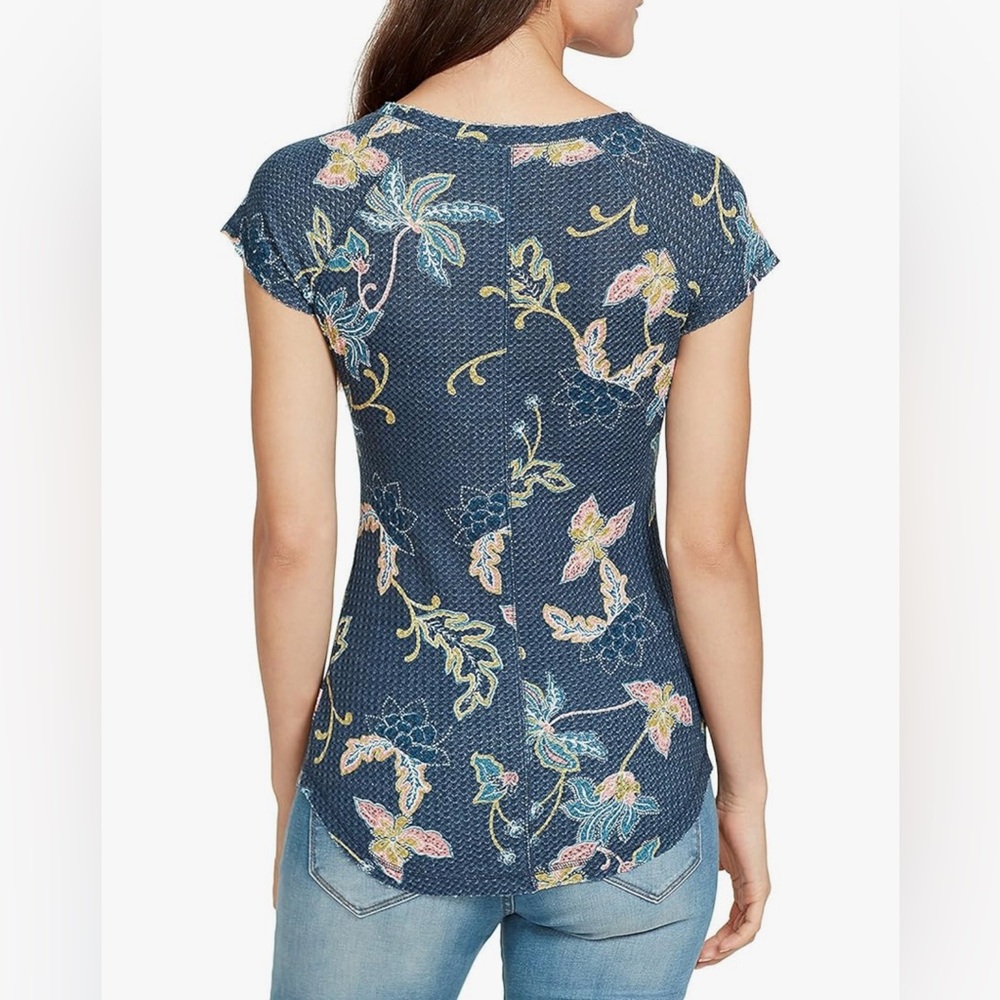 William Rast Blue Geneva Henley Top Floral Women’s Size Large - Picture 3 of 13